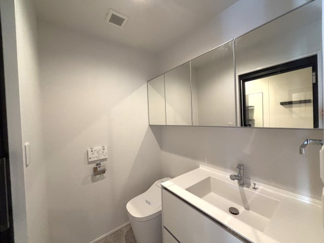 グローネット広尾ビルの洗面所