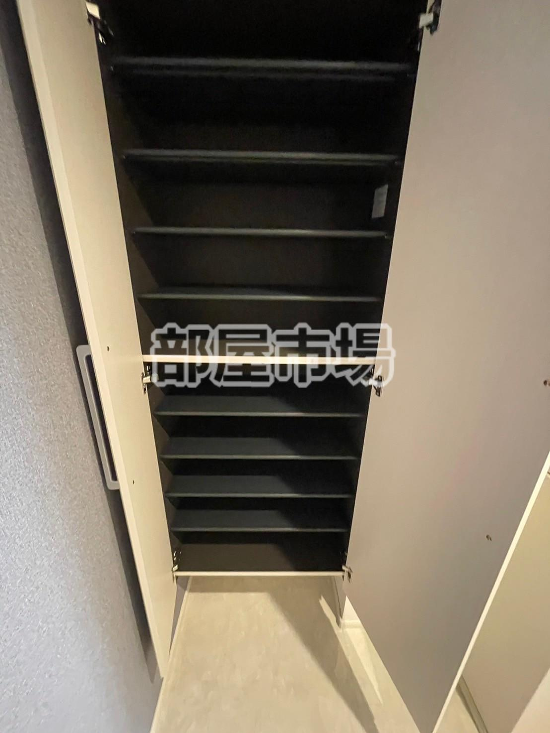 ラ・ポーズ　ゾーのその他|シューズボックス