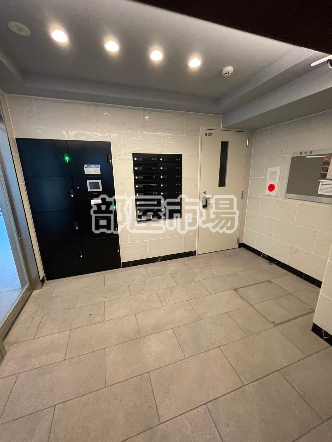 ラ・ポーズ　ゾーのエントランス