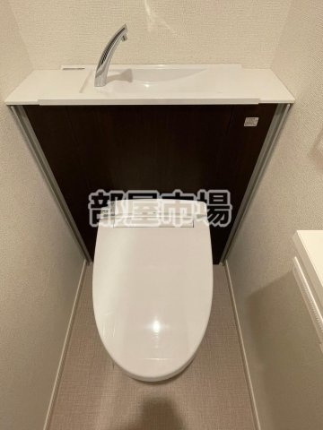 ラ・ポーズ　ゾーのトイレ