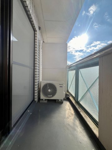 フローライト長居のバルコニー