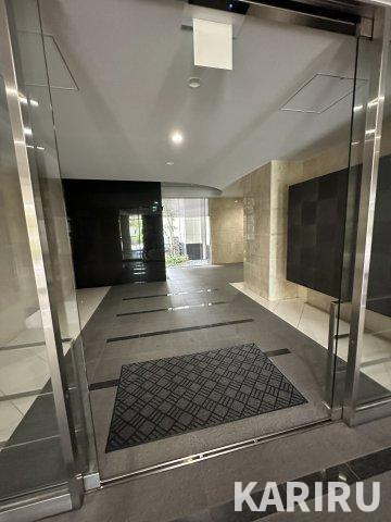 ラフィーネレジデンスのエントランス