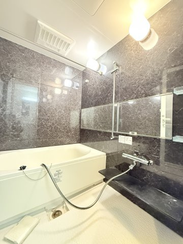 ラフィーネレジデンスの浴室