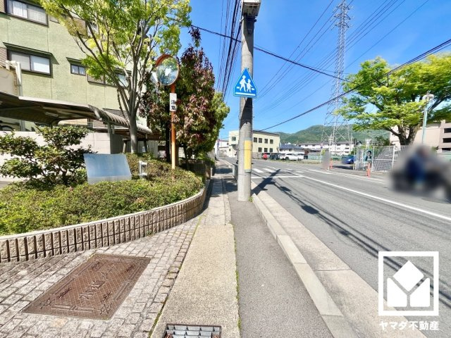 グランブルー醍醐の周辺