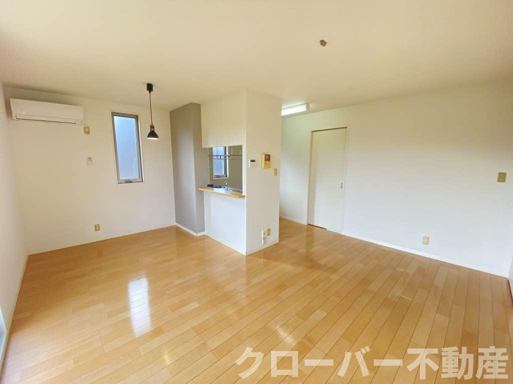 エトワール滝宮 B棟の居間・リビング