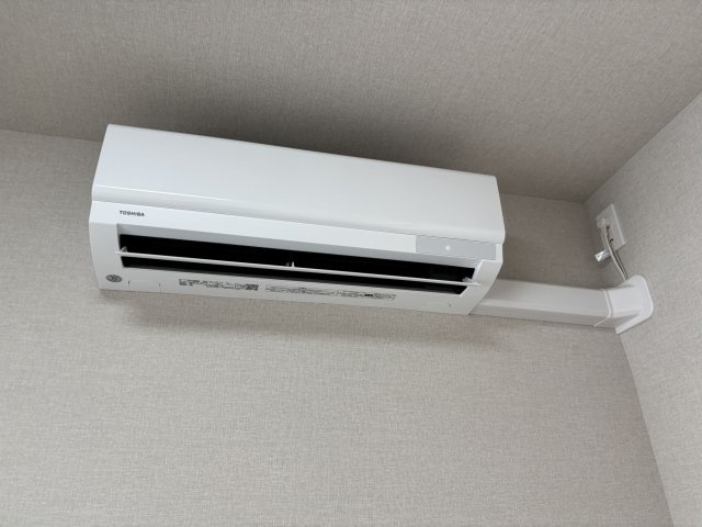 【冷暖房・空調設備】 | アムール春日公園 | エアコン設置済みなので入居してすぐから快適に過ごせます