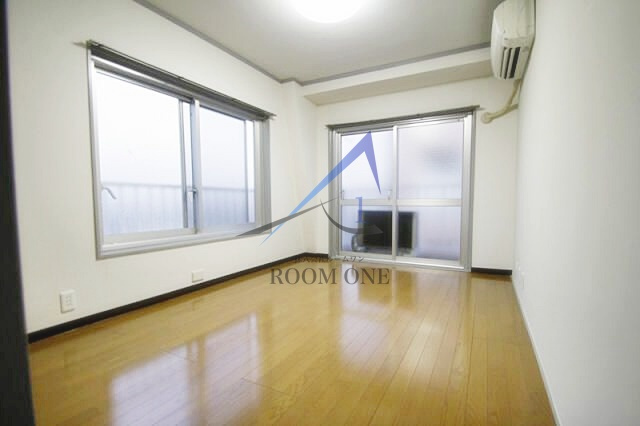 ビジョンコーポの居間・リビング|洋室のお部屋です。