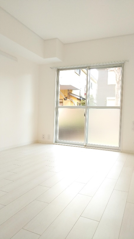 プライムアーバン武蔵小金井の寝室|※参考写真　和室→洋室リフォーム中