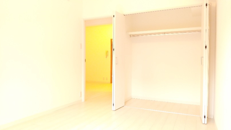 プライムアーバン武蔵小金井の寝室|※参考写真　和室→洋室リフォーム中