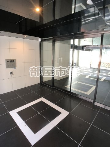 GENOVIA隅田川west skygardenのエントランス