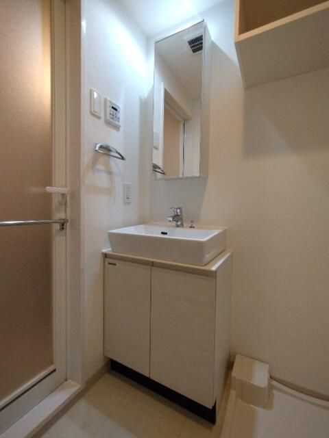 GENOVIA隅田川west skygardenの洗面所