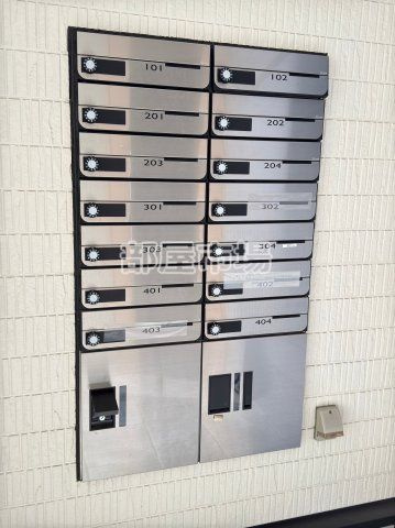 クレサージュ亀戸のその他共用部分|メールボックス・宅配ボックス