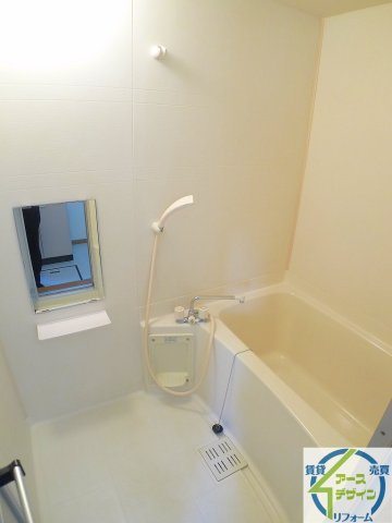 シャルマン北野Aの浴室|パース写真