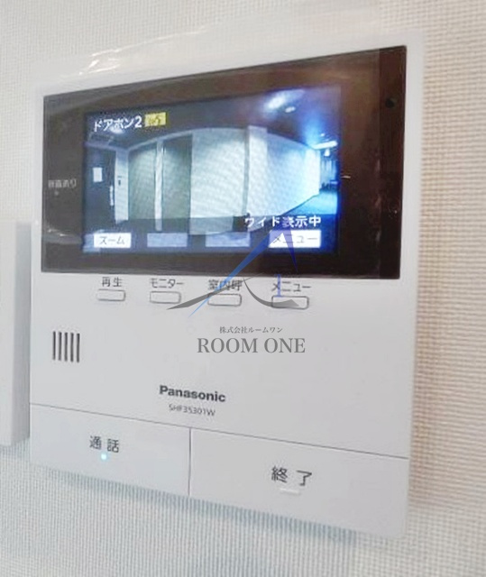 ベアレステ川崎のセキュリティ|モニター付きインターホンです。