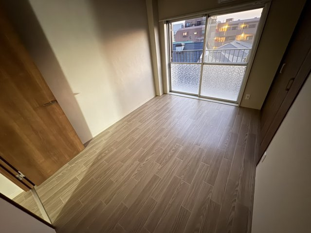 石井マンションの居間・リビング