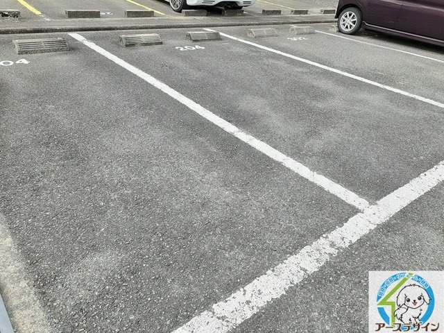 パルティーレの駐車場