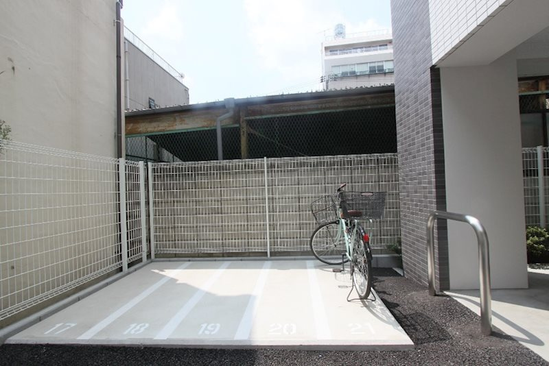 エスファルベプレスト東日暮里の設備|バイク置き場