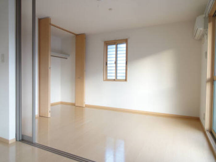 エトワール百石の洋室|101南洋室