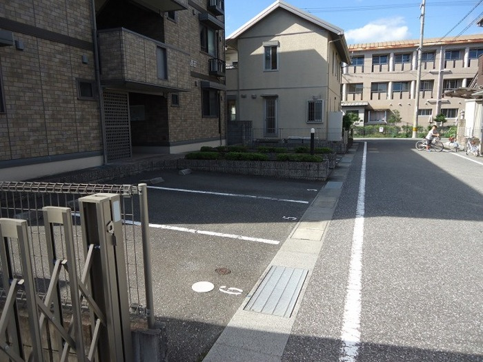 エトワール百石の駐車場|駐車場