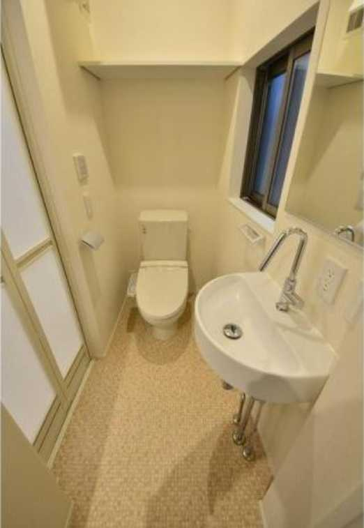 グランレジデンス駒沢大学S　礼金0　角部屋　デザイナーズのトイレ