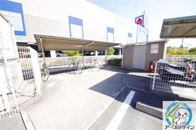 ヴェルテクスの駐車場