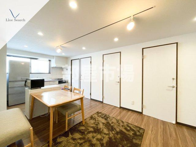 techhouse.tokyoの居間・リビング