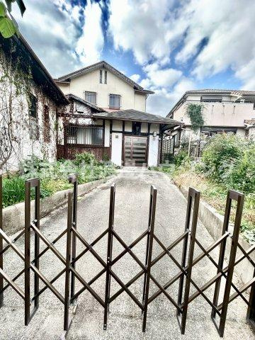 新稲3丁目一戸建の駐車場