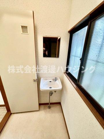 新稲3丁目一戸建の独立洗面台