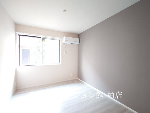 プラヴールの子供部屋