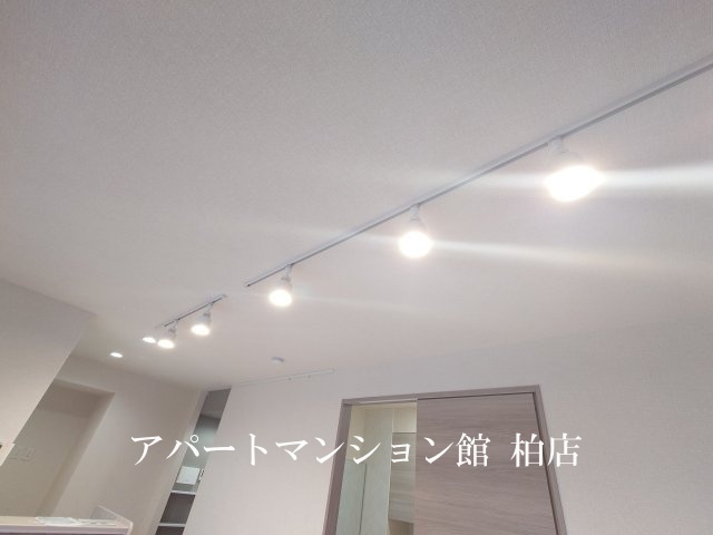 プラヴールの設備