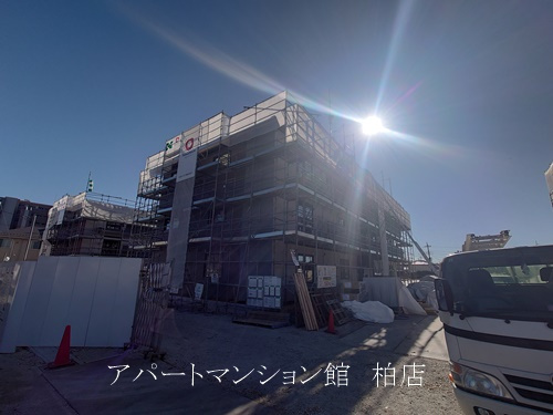 プラヴールの外観