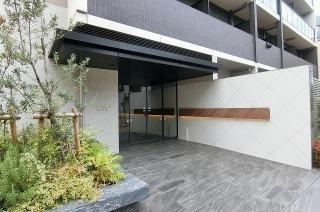 ALTERNA浅草のエントランス