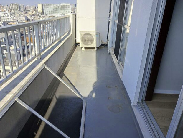 初台ワールドマンションのバルコニー