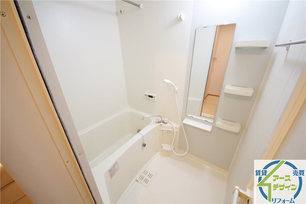 オプティミストBの浴室