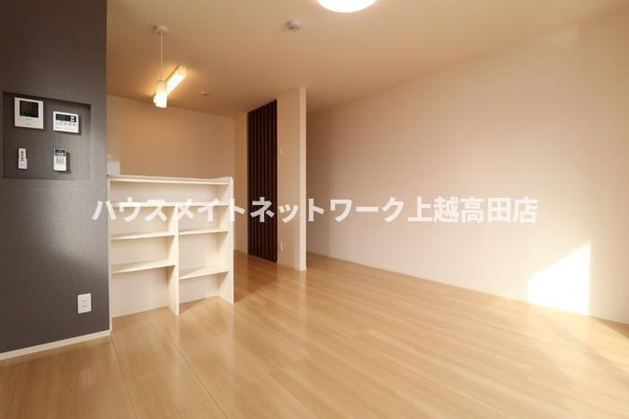 ルミナーレの居間・リビング|LDK（参考同型205号室室内写真）