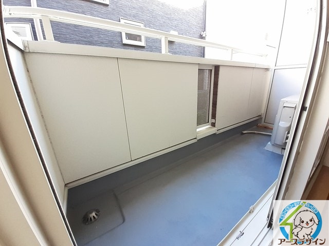 ヴィラ・セレーノのバルコニー|パース写真