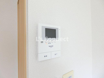 【セキュリティ】 | コウノス　ハウス　Ⅱ | 突然の来客もＴＶモニターホンでしっかり確認。