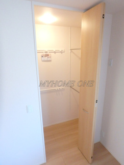 【収納】 | アトリオみなみだいらⅤ | 洋室収納