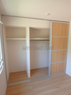 【洋室】 | アトリオみなみだいらⅤ | 洋室4.5収納