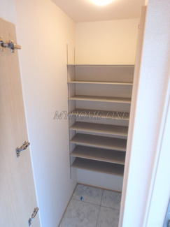 【収納】 | アトリオみなみだいらⅤ | シューズクローク