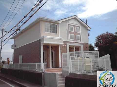 スール　サントゥアーリオの外観