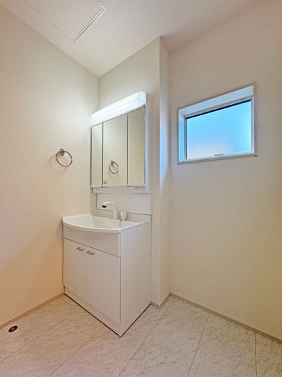 塩竃市清水沢の独立洗面台