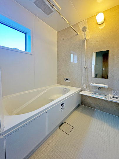 塩竃市清水沢の浴室