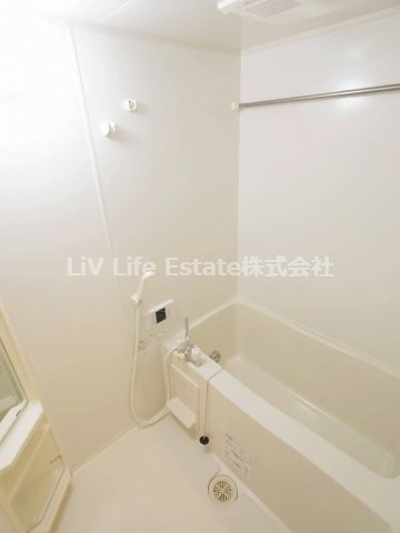 東村山市美住町２丁目のアパートの浴室