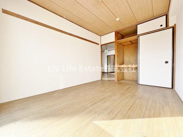 小峯ビルの寝室