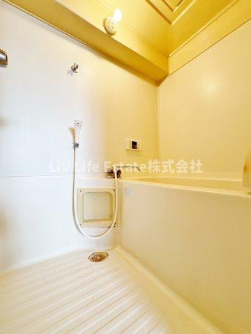 小峯ビルの浴室