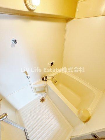 小峯ビルの浴室