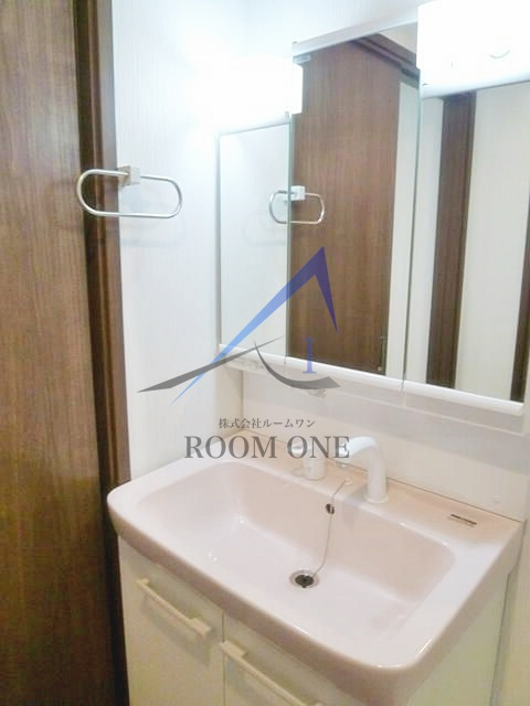 ＫＥＮＴ　ＨＯＵＳＥ　中野ビルの洗面所|洗面台です。