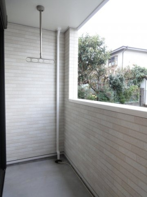 【バルコニー】 | シャン・デ・コロール | バルコニーです