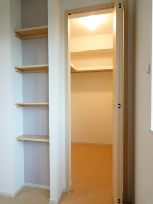 【収納】 | シャン・デ・コロール | 収納のためのスペースです